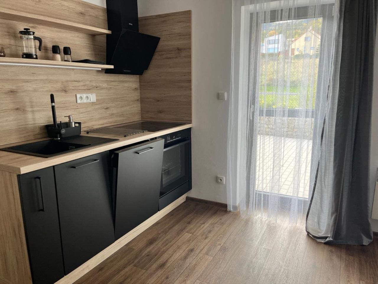Sanky Apartmany Liberec Exterior foto